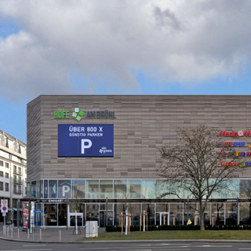 Leading developer, owner and operator of major German shopping centres
